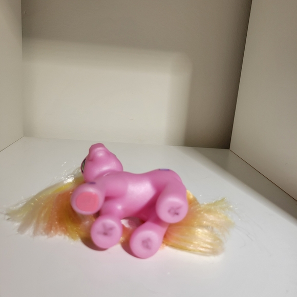 My Little Pony G3 Rare Magic Marigold Hat Cutie Pink MLP - Picture 2 of 3